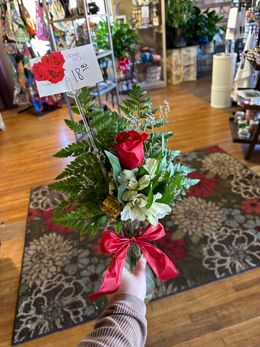 Single Rose Arrangement